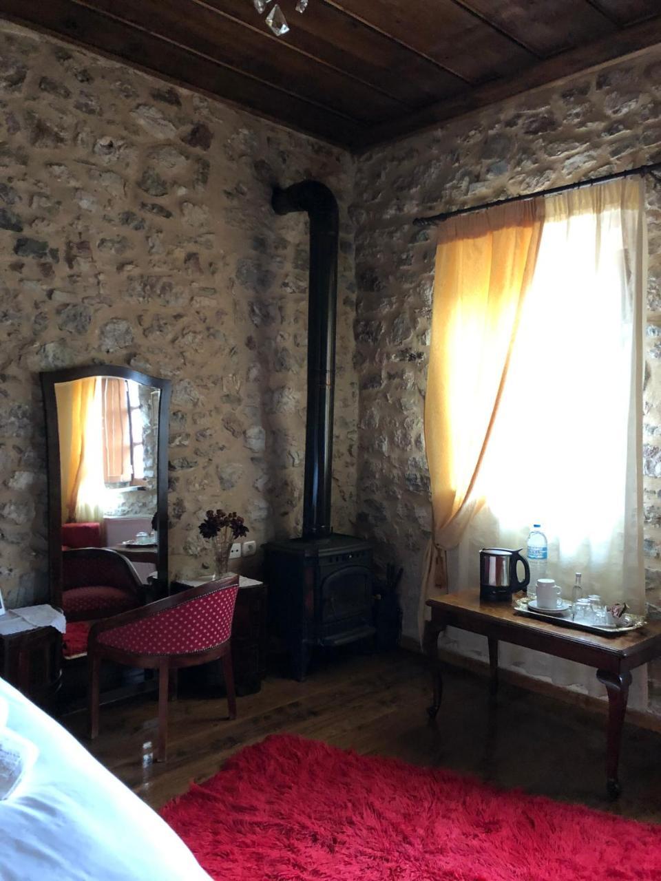 Proselinos Hotel Dimitsana Luaran gambar